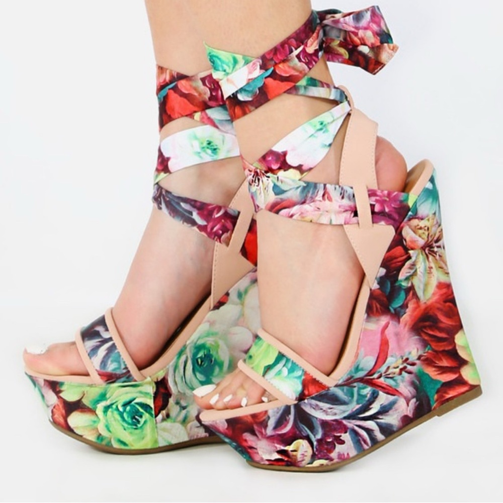 Flower wedges